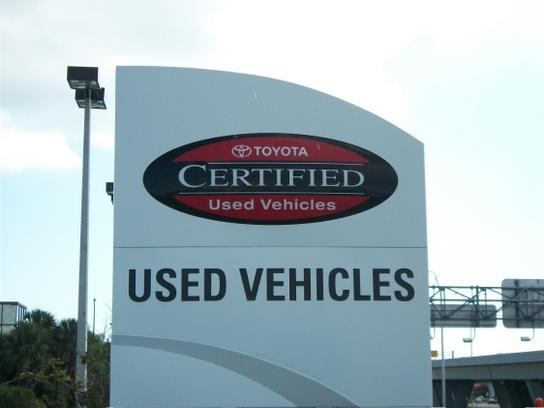 Clearwater Toyota Car Dealership In Fl 33765 2835 Clearwater Toyota Car Dealership In Fl 33765 2835 Kelley Blue Book