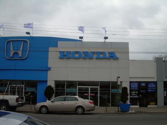 Plaza Auto Mall Car Dealership In Brooklyn Ny 11210 Kelley Blue Book