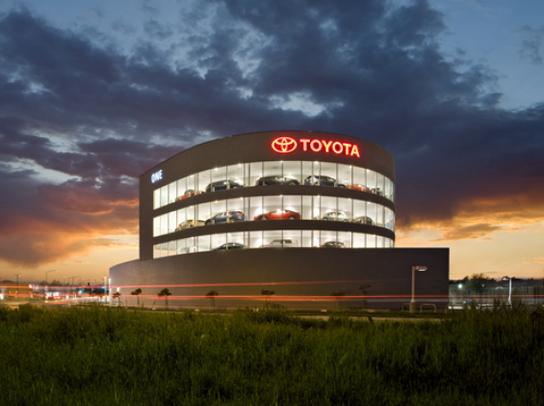 One Toyota Of Oakland Car Dealership In Ca 94621 Kelley One Toyota Of Oakland Car Dealership In Ca 94621 Kelley Blue Book