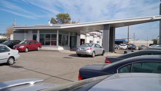 Gateway Motors Car Dealership In Cudahy Wi 53110 Kelley