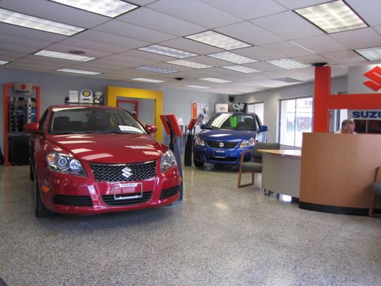 Suzuki Car Dealership >> Parkway Suzuki Car Dealership In New Philadelphia Oh 44663 1743 Suzuki Car Dealership >> Parkway Suzuki Car Dealership In New Philadelphia Oh 44663 1743
