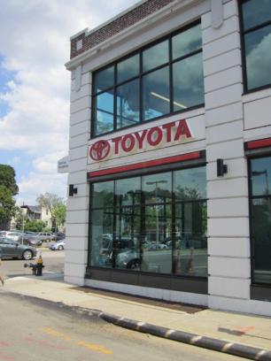 Herb Chambers Toyota of Boston