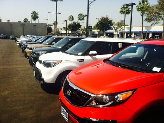 Car Pros Kia Glendale Car Dealership In Glendale Ca 91204