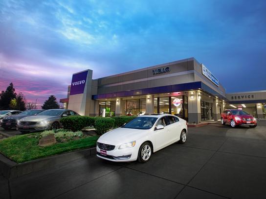 Niello Volvo of Sacramento