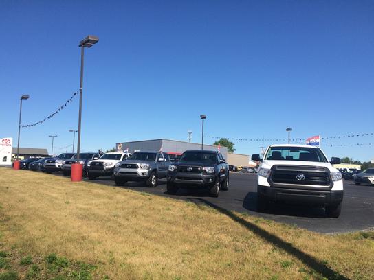Riverside Toyota In Escanaba Car Dealership In Escanaba Mi 49829