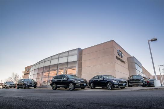 INFINITI of Hoffman Estates