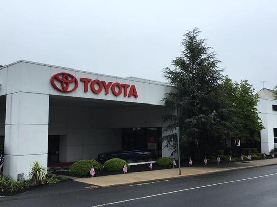 Toyota of Westport