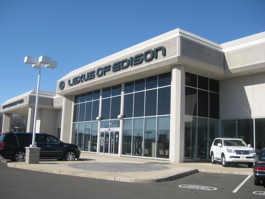 Lexus of Edison