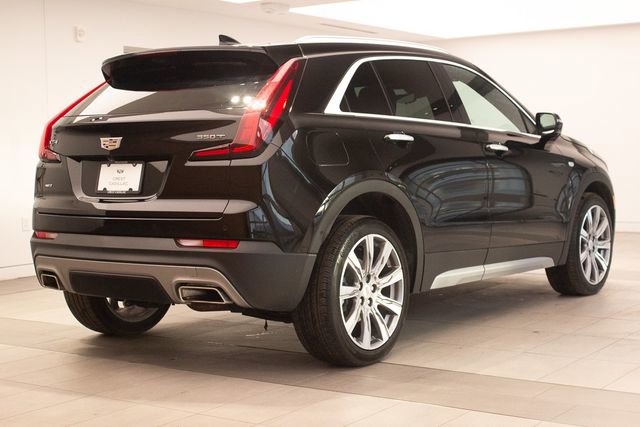 Used 2023 Cadillac XT4 Premium Luxury w/ Enhanced Visibility Package image 6