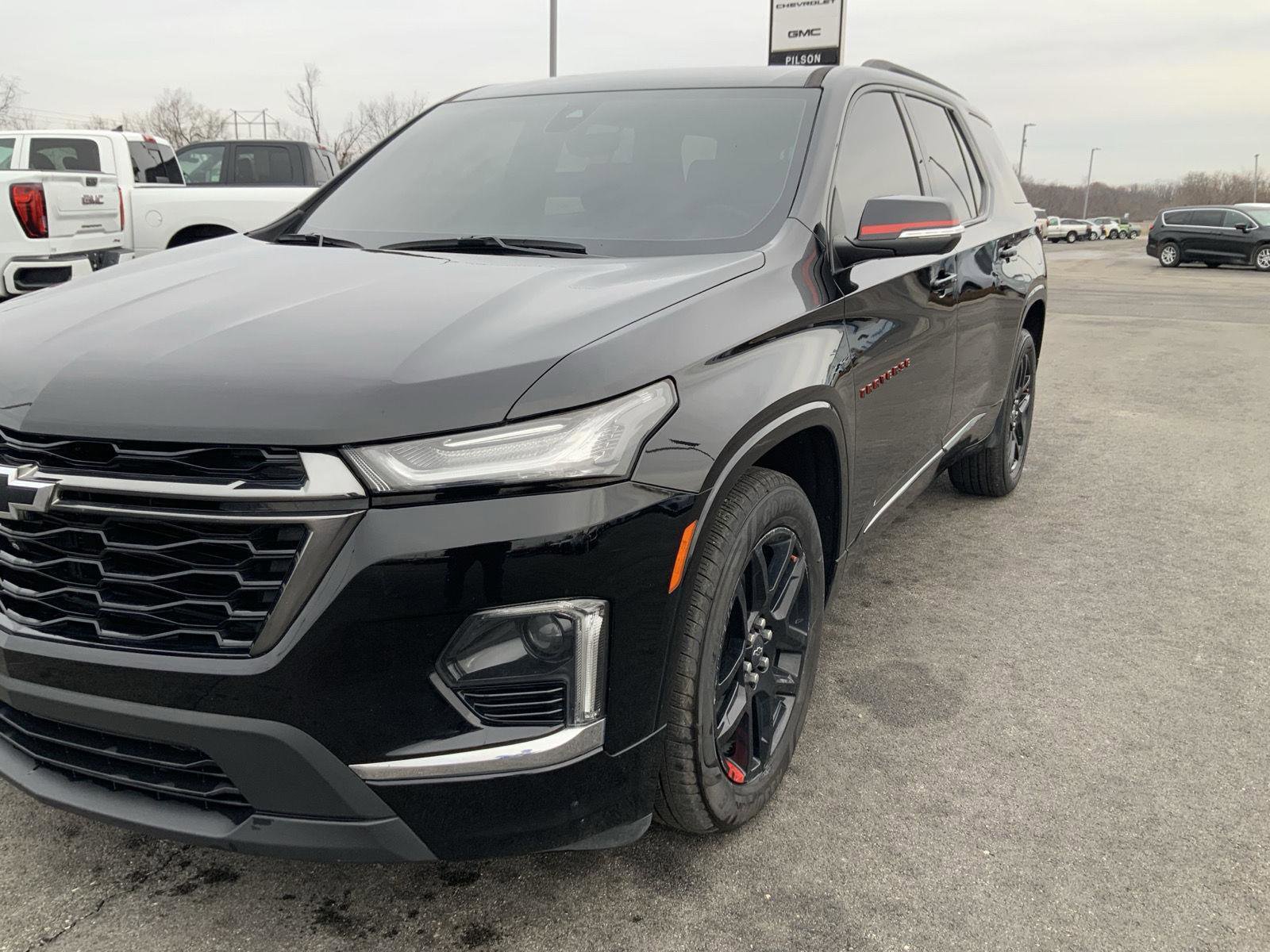 Used 2023 Chevrolet Traverse Premier w/ Redline Edition image 19