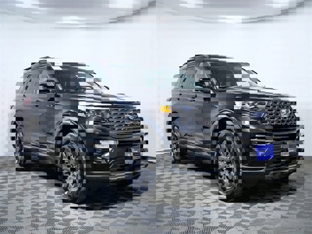 Certified 2023 Ford Explorer XLT w/ Equipment Group 202A image 1