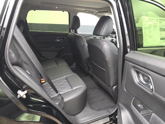 New 2026 Nissan Rogue Platinum w/ Platinum Premium Package AWD/4WD image 19
