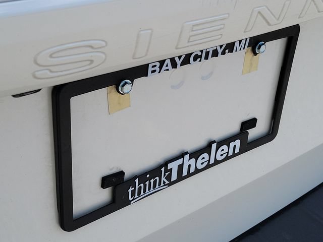 Used 2020 Toyota Sienna XLE w/ XLE Navigation Package FWD image 31