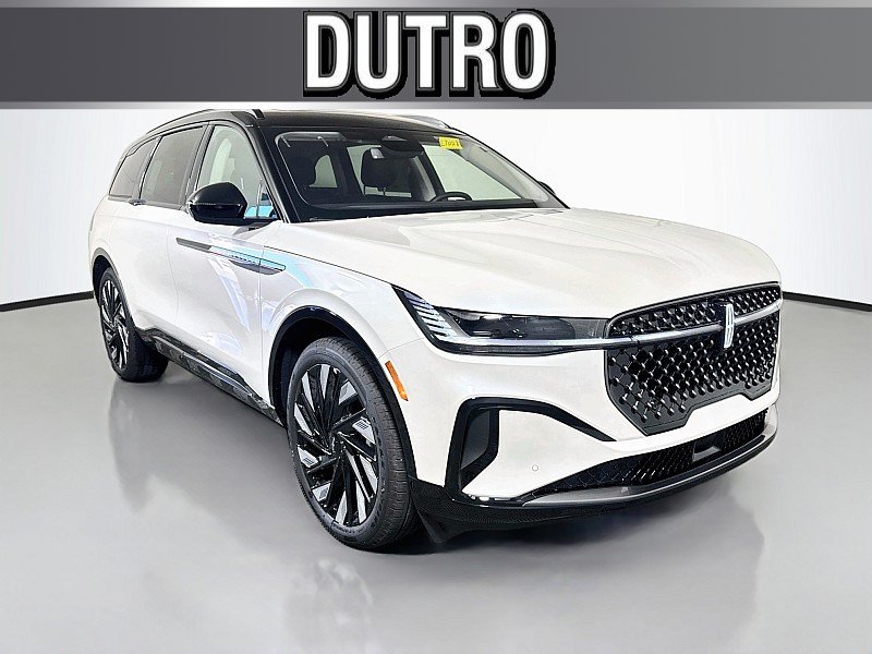 New 2026 Lincoln Nautilus Reserve w/ Jet Appearance Package AWD/4WD image 1