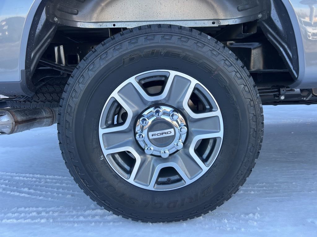 New 2026 Ford F250 Lariat w/ FX4 Off-Road Package image 8