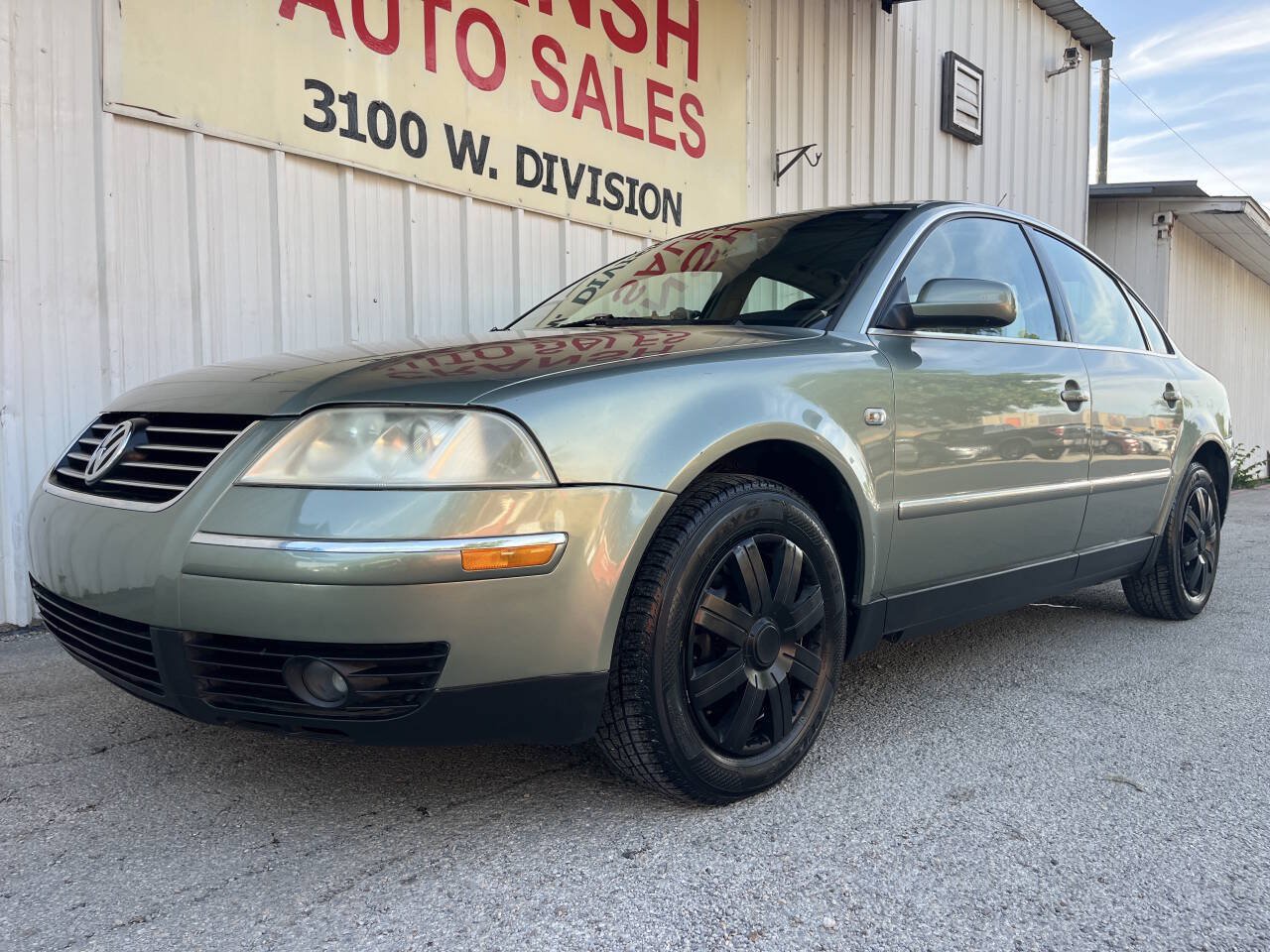 Used 2002 Volkswagen Passat GLS FWD image 6