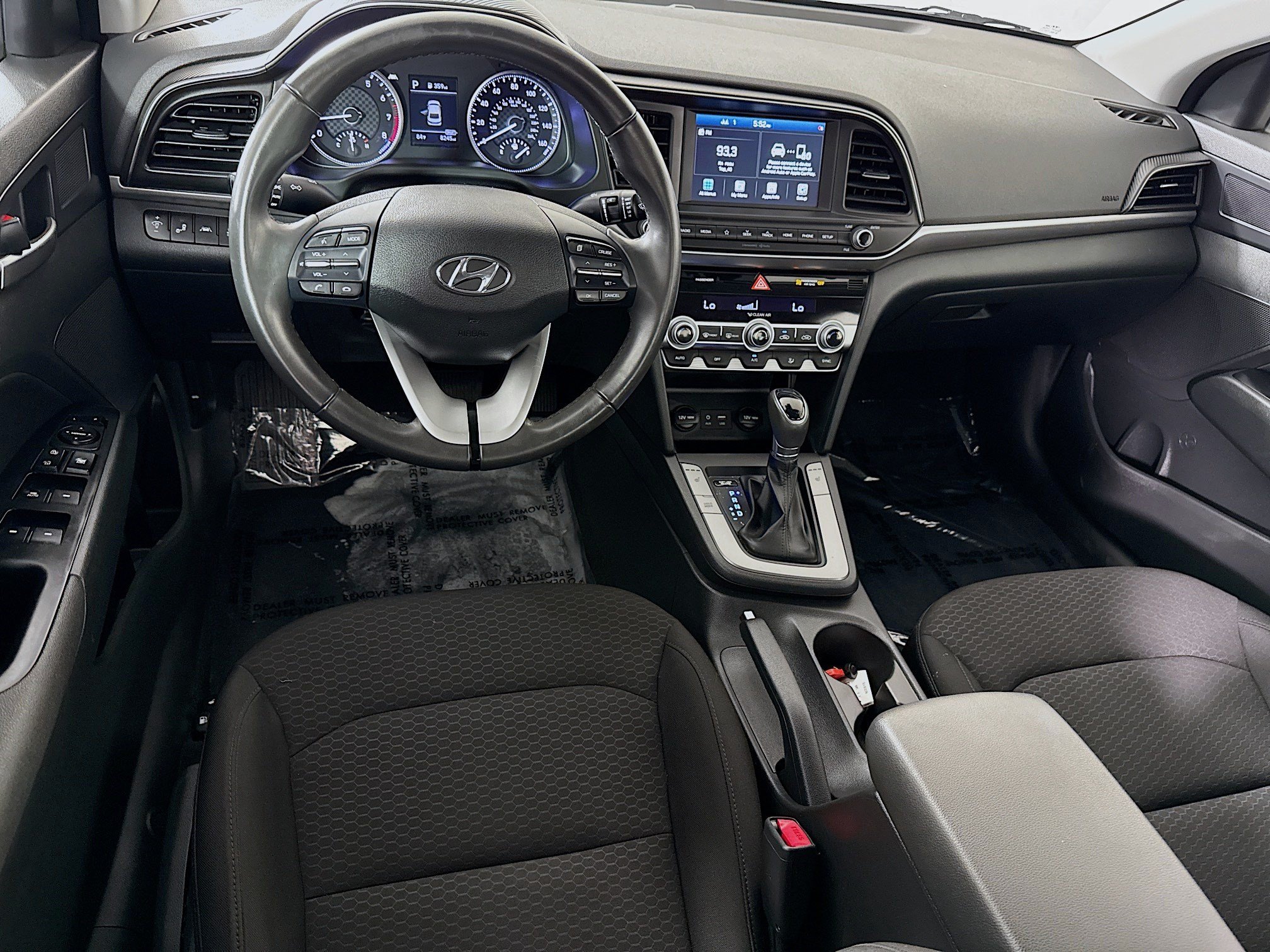 Used 2020 Hyundai Elantra Value Edition w/ Cargo Package (C1) FWD image 17
