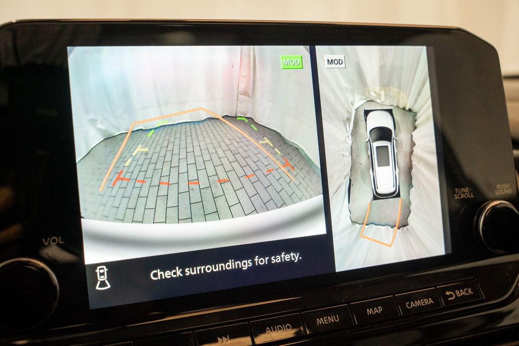 New 2025 Nissan Pathfinder Platinum w/ Lighting Package (N92) image 7