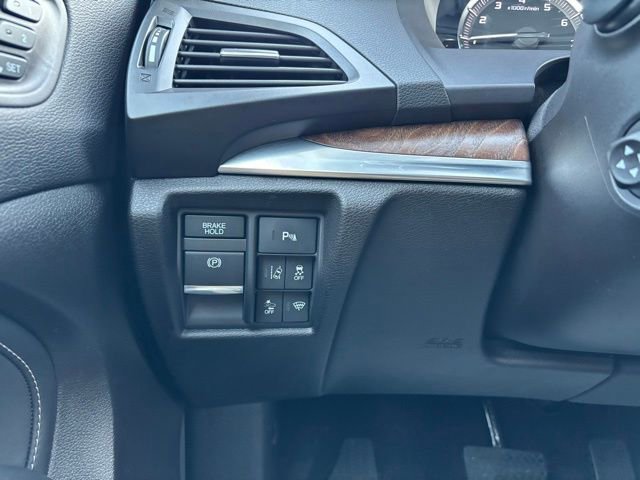 Used 2020 Acura MDX SH-AWD w/ Advance Package image 16