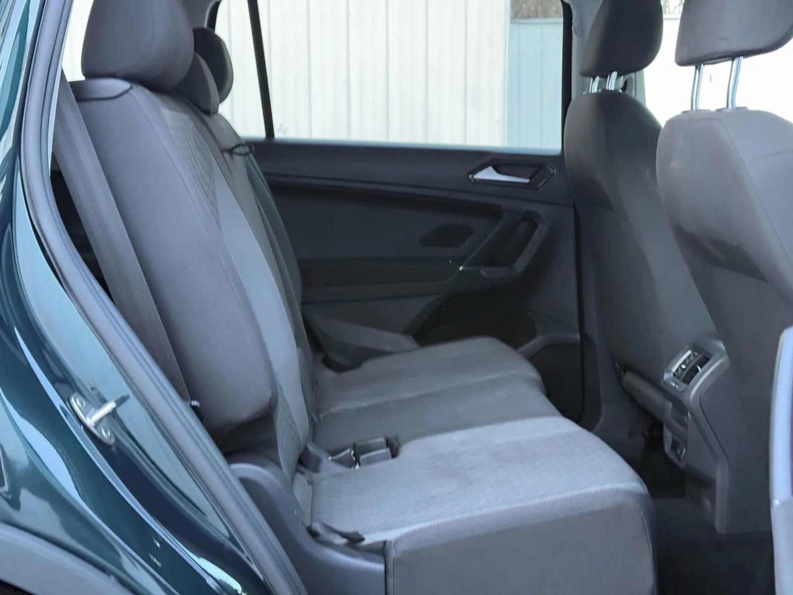 Used 2018 Volkswagen Tiguan S w/ 3rd Row Seat Package image 17