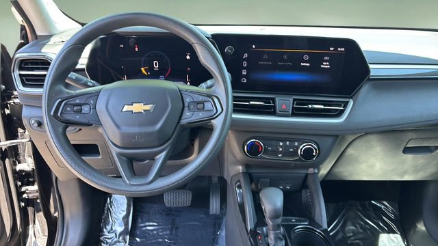 Used 2024 Chevrolet TrailBlazer LS FWD image 10