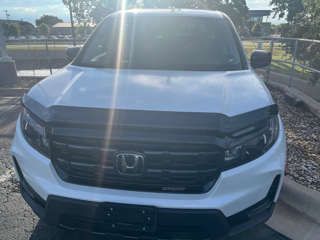Certified 2025 Honda Ridgeline Sport image 2