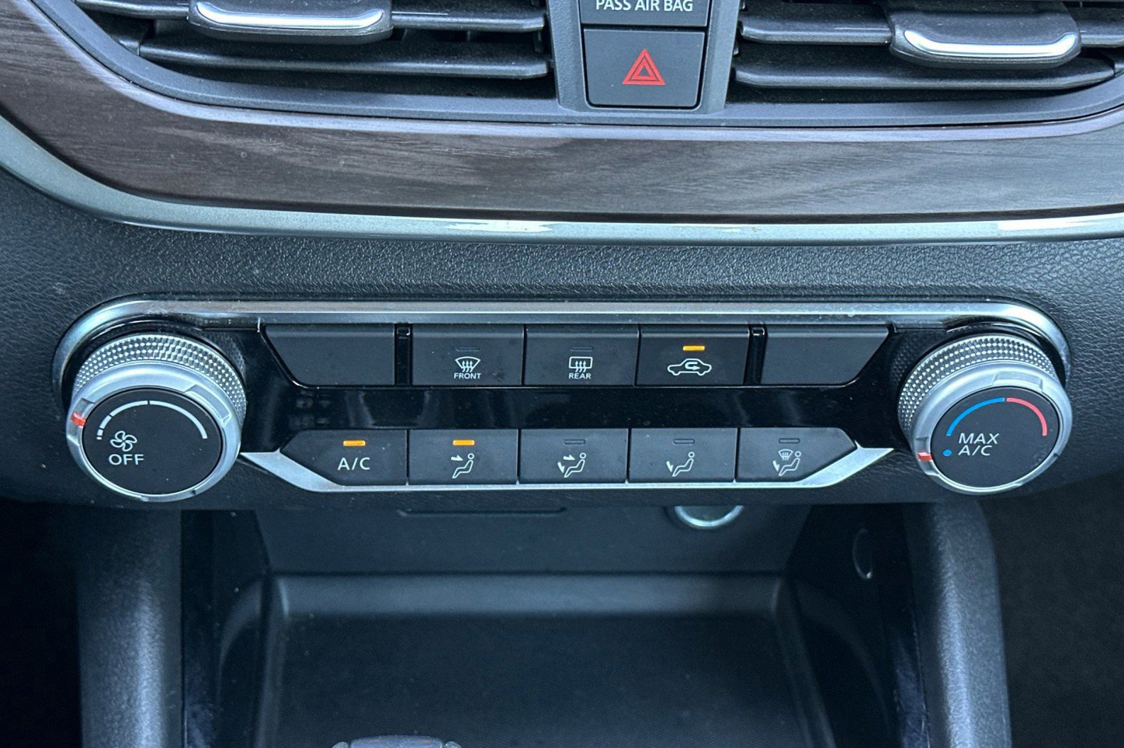 Used 2024 Nissan Altima 2.5 SV image 19