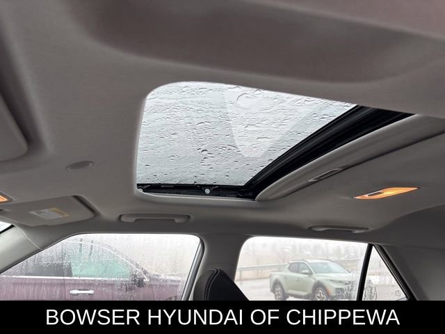 New 2026 Hyundai Venue SEL image 7