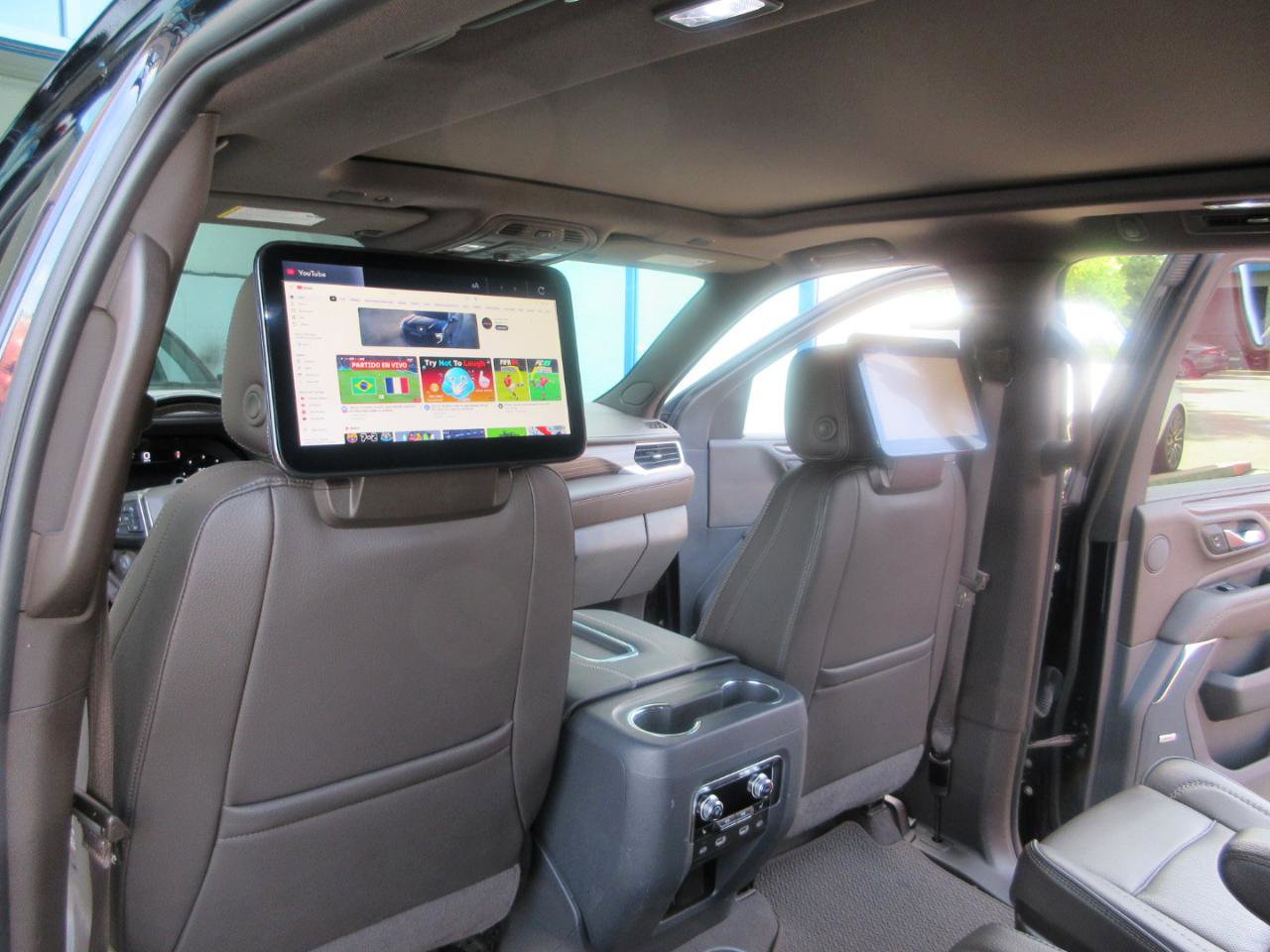 Used 2024 GMC Yukon Denali w/ Advanced Technology Package image 44