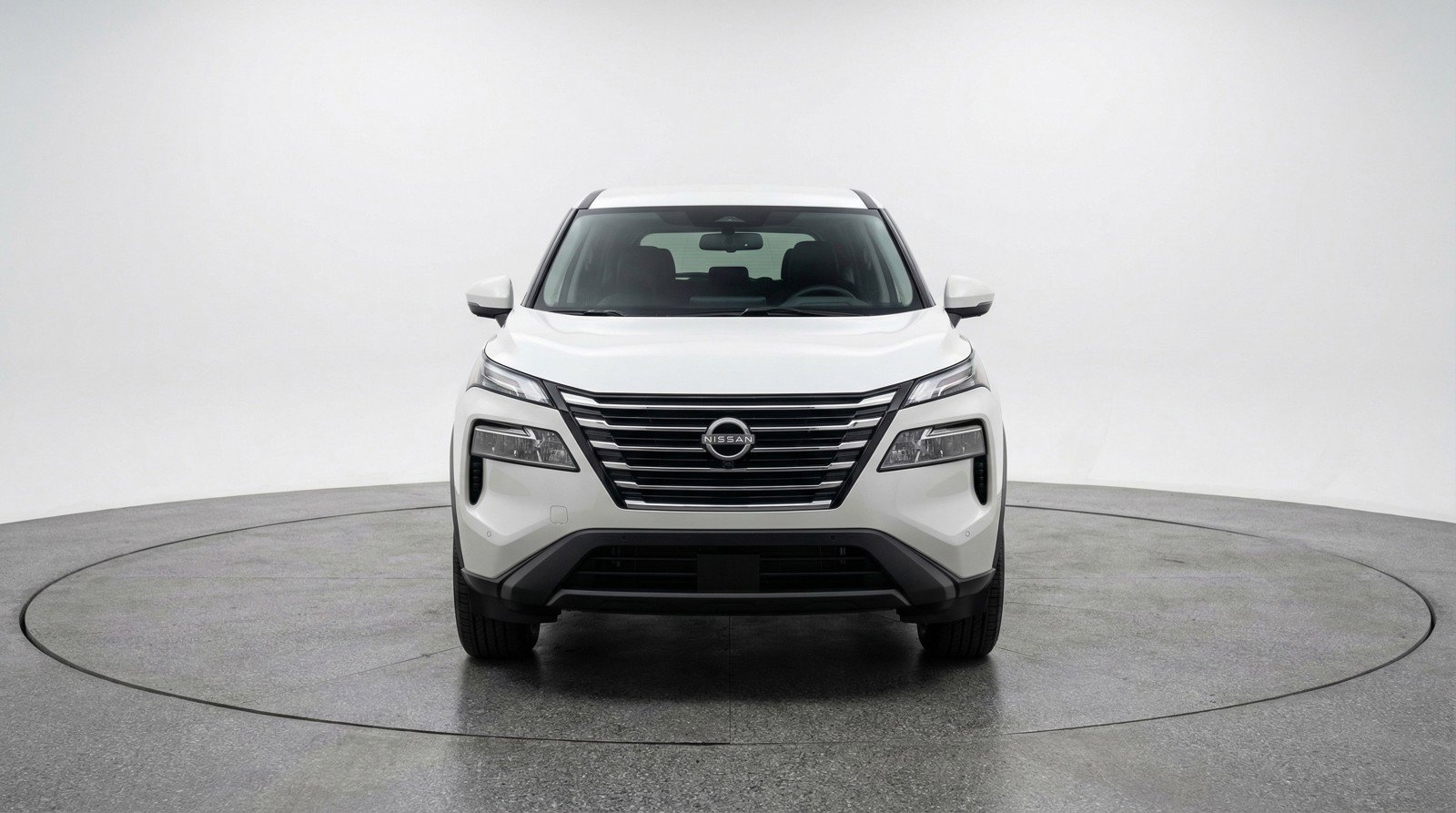 Used 2025 Nissan Rogue SV AWD/4WD image 2