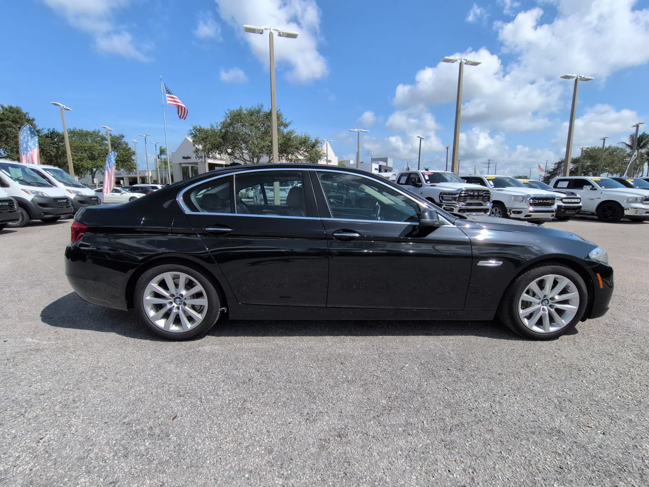 Used 2016 BMW 535i xDrive Sedan AWD/4WD image 4