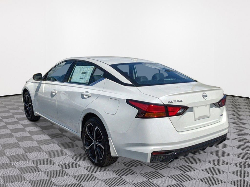 New 2025 Nissan Altima 2.5 SR w/ SR Premium Package image 5