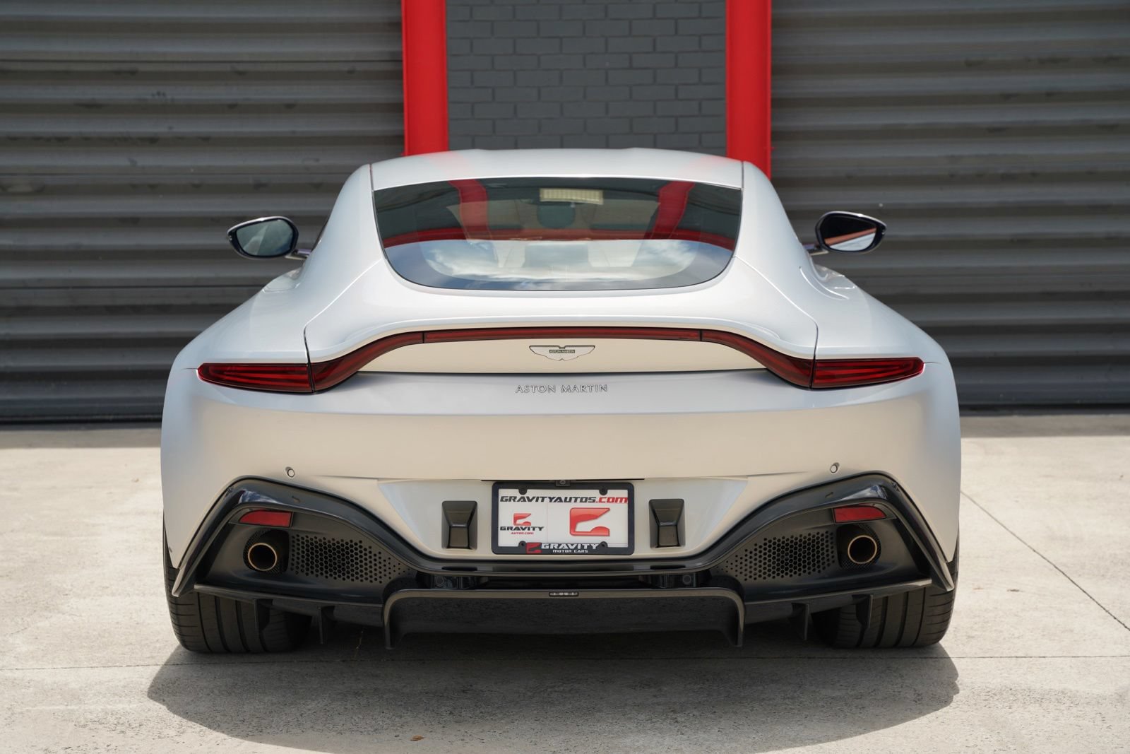 Used 2020 Aston Martin V8 Vantage Coupe RWD image 14