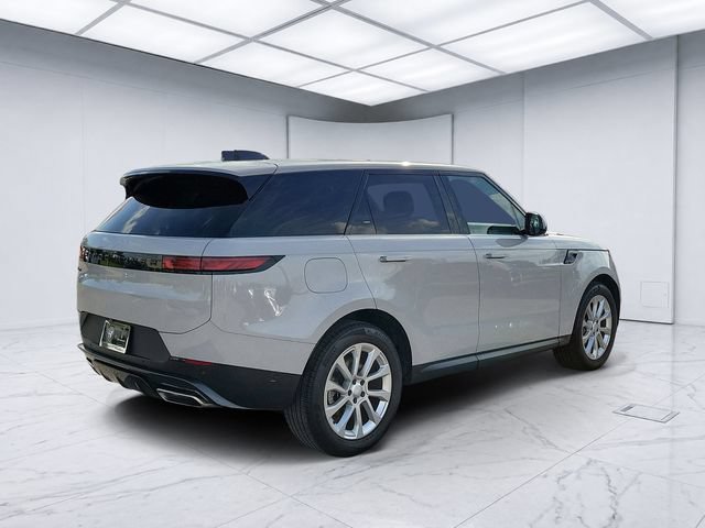 Used 2025 Land Rover Range Rover Sport SE AWD/4WD image 5