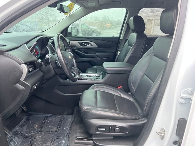 Used 2019 Chevrolet Traverse RS image 16