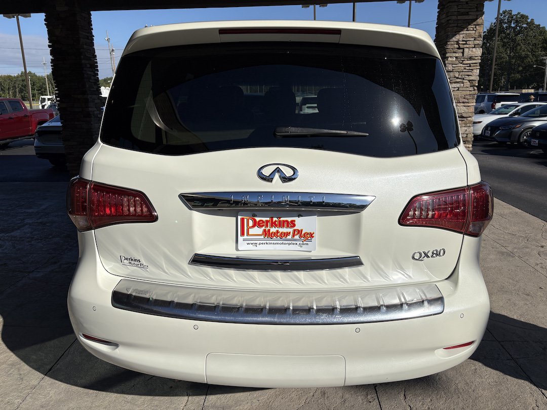 Used 2016 INFINITI QX80 4WD w/ 22" Wheel Package image 7