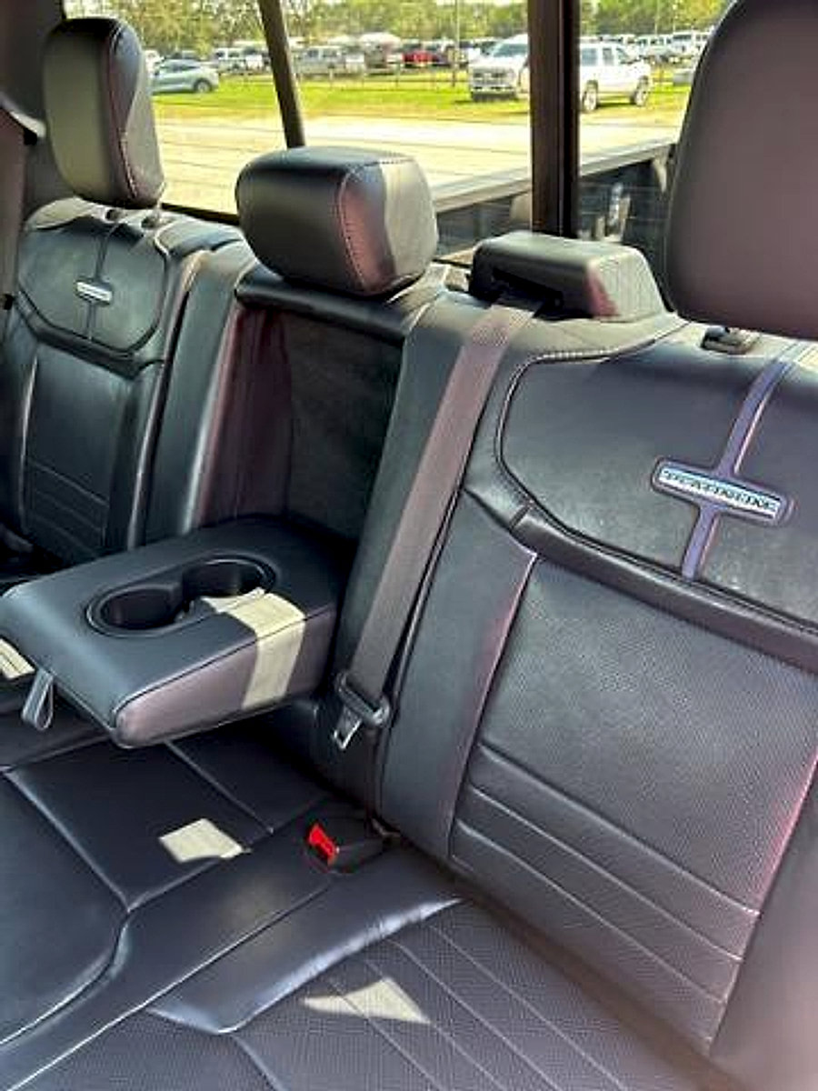 Used 2025 Ford F250 Platinum image 31