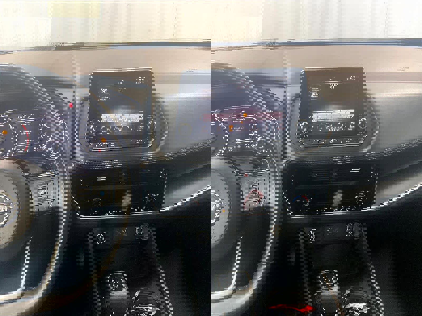 Certified 2023 Nissan Rogue SV w/ SV Premium Package image 18