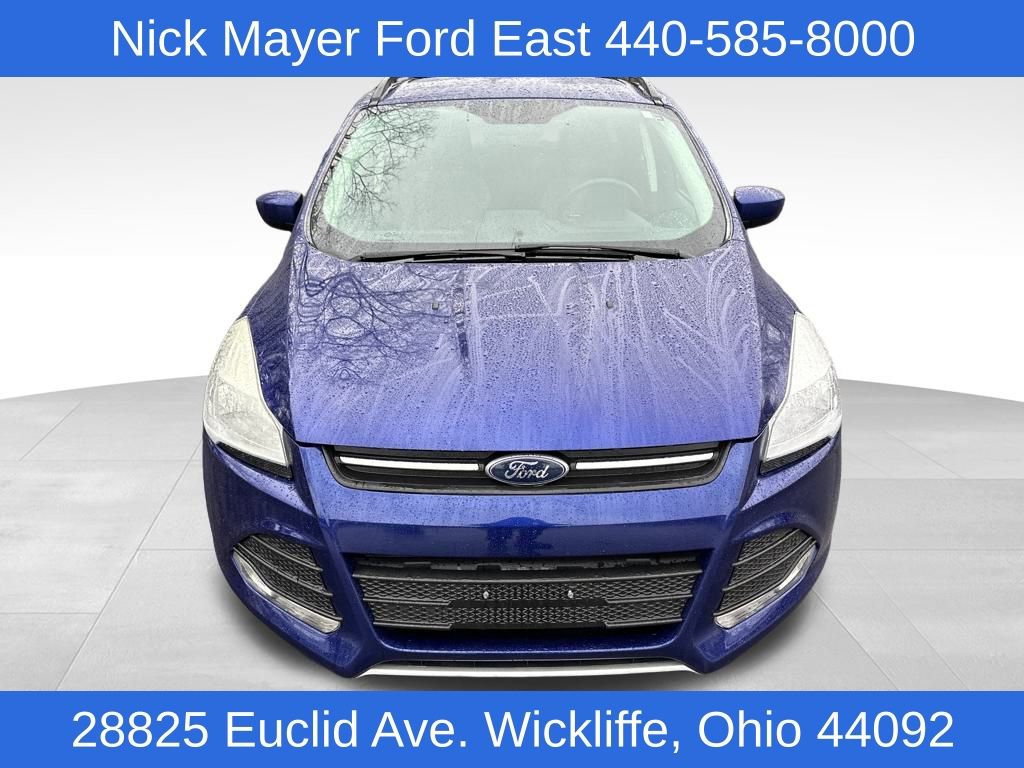 Used 2016 Ford Escape SE w/ Equipment Group 201A image 2