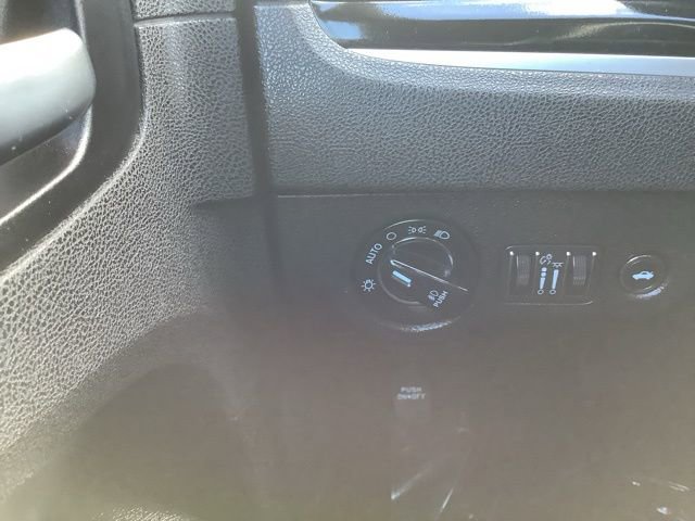 Used 2022 Chrysler 300 S RWD image 18