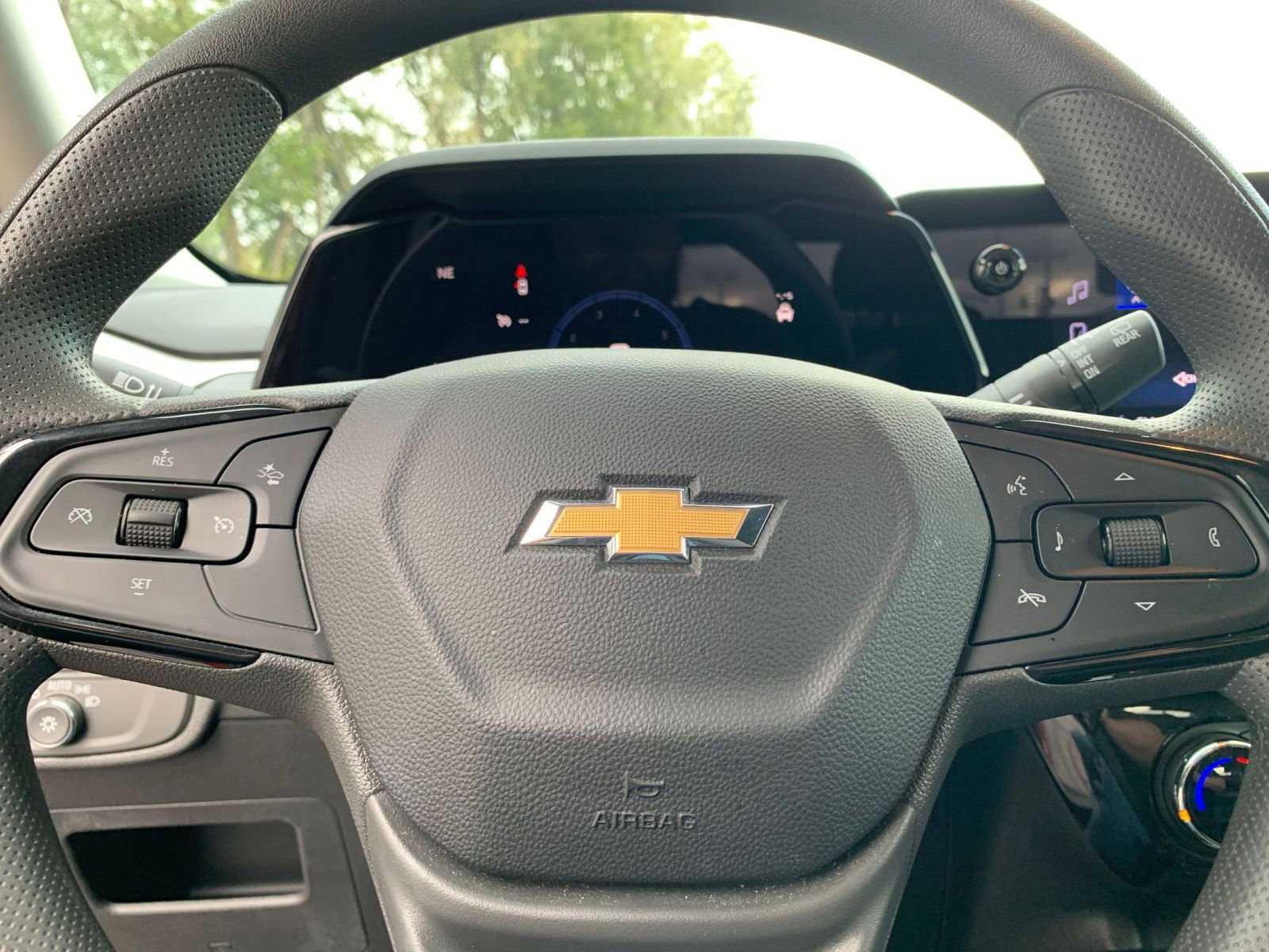 Used 2025 Chevrolet TrailBlazer LT image 25