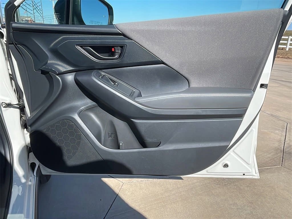 Used 2024 Subaru Crosstrek 2.0i Premium w/ Crosstrek Mirror Package image 11