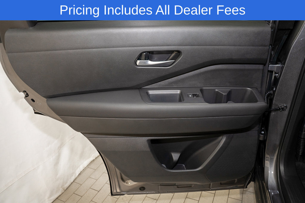 New 2026 Nissan Pathfinder SL w/ Cargo Package AWD/4WD image 13