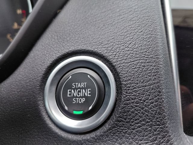 Certified 2023 Cadillac XT4 Luxury FWD image 29