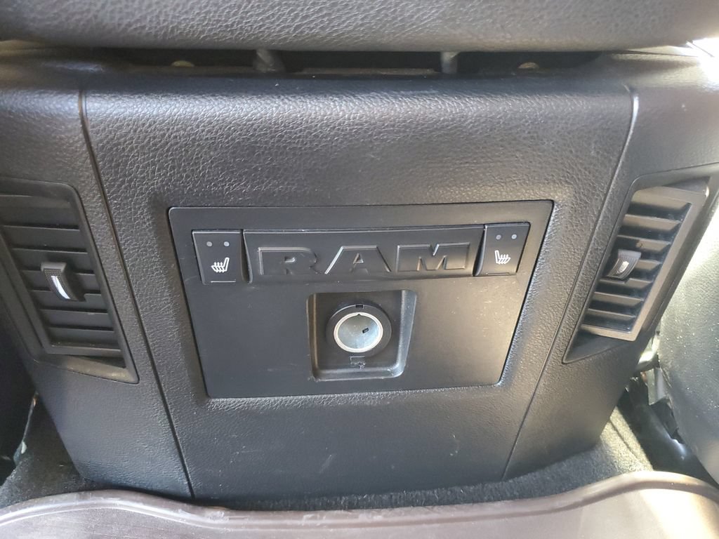 Used 2016 RAM 2500 Longhorn RWD image 23