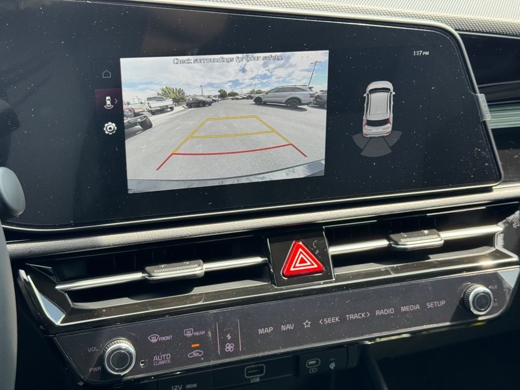 New 2025 Kia Niro EX Touring image 19