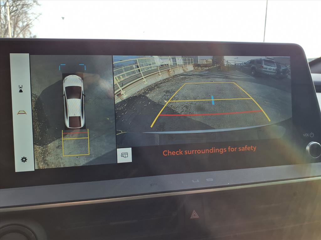 Certified 2025 Toyota Prius Plug-In Hybrid w/ Limited Premium Package image 10