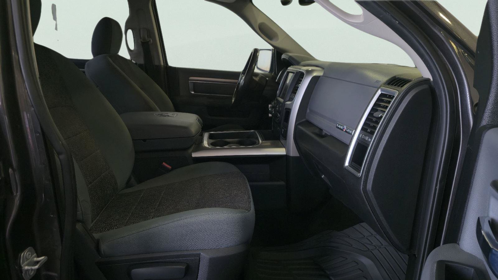Used 2017 RAM 1500 Lone Star RWD image 21
