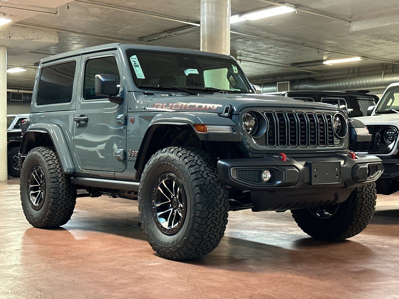 New 2025 Jeep Wrangler Rubicon w/ Xtreme 35 Tire Package AWD/4WD image 7