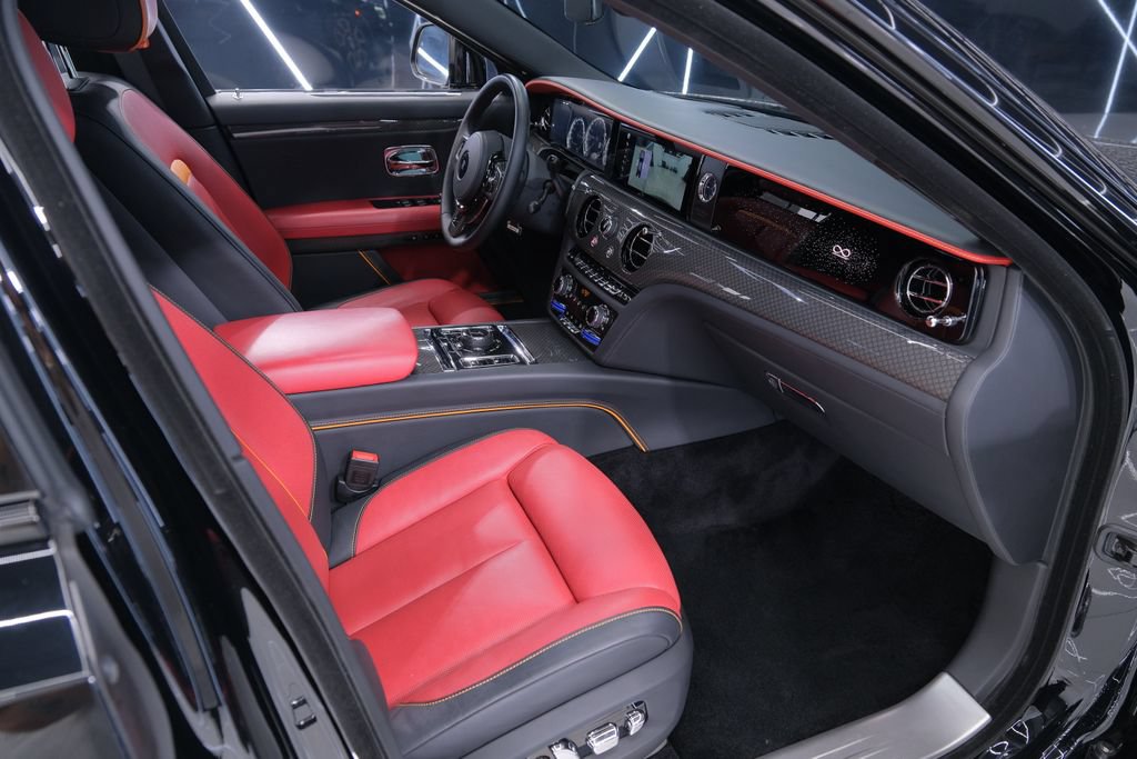 Used 2022 Rolls-Royce Ghost Black Badge AWD/4WD image 38
